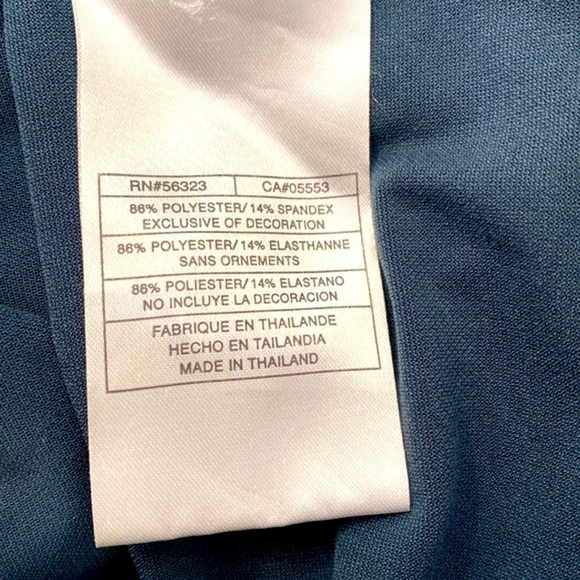 Nike Golf Fit Dry Gray & White Long Sleeve 1/4 Zip Polyester & Spandex Pullover - Picture 7 of 8